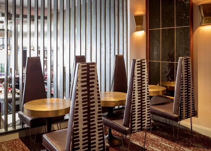 Charlesmark Hotel